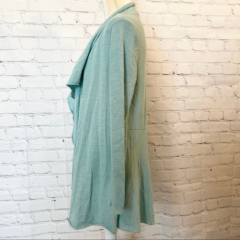 Eileen Fisher 100% Merino Wool open front cardigan - Picture 7 of 9